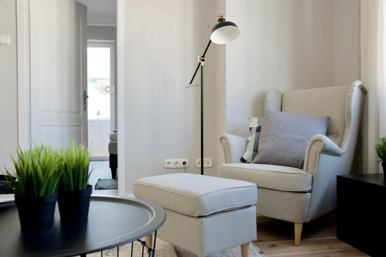 Standard Apartment By Hi5 - Tatra Street Budapest Luaran gambar